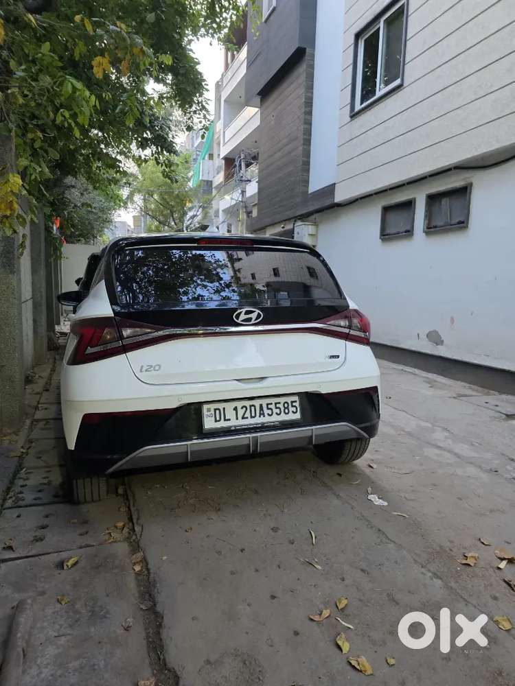 Hyundai New I20 2026 Sportz Optional Ivt Auto Petrol 4000 Km Driven