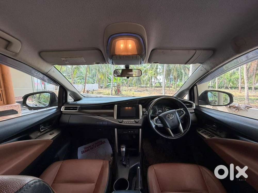 Toyota Innova Crysta 2016