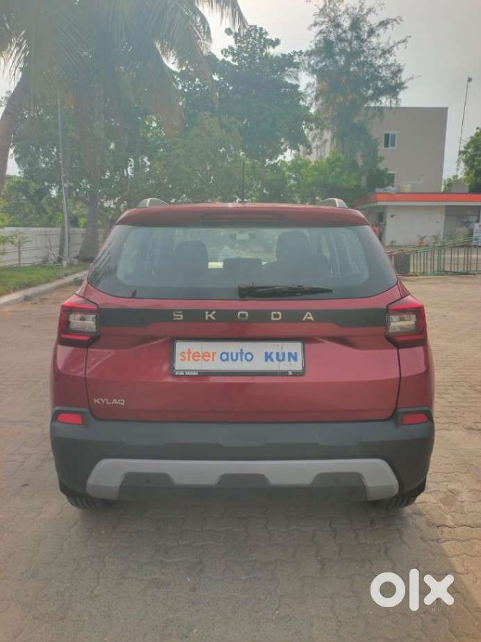 Skoda Kylaq Signature At, 2026, Petrol