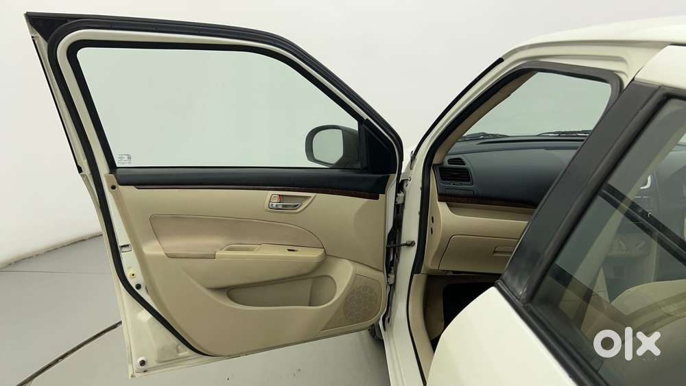 Maruti Suzuki Swift Dzire 1.3 Vxi, 2015, Petrol