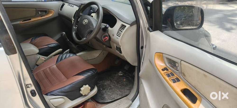 Toyota Innova 2.5 V 7 Str, 2006, Diesel