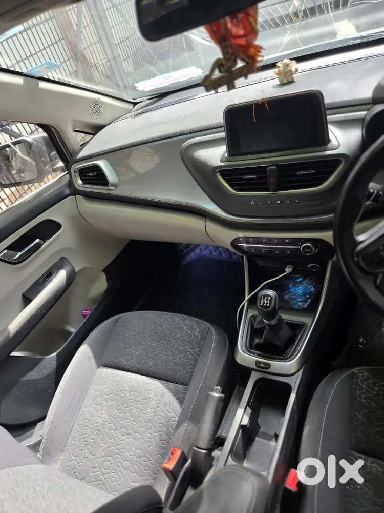 Tata Altroz 2023 Petrol