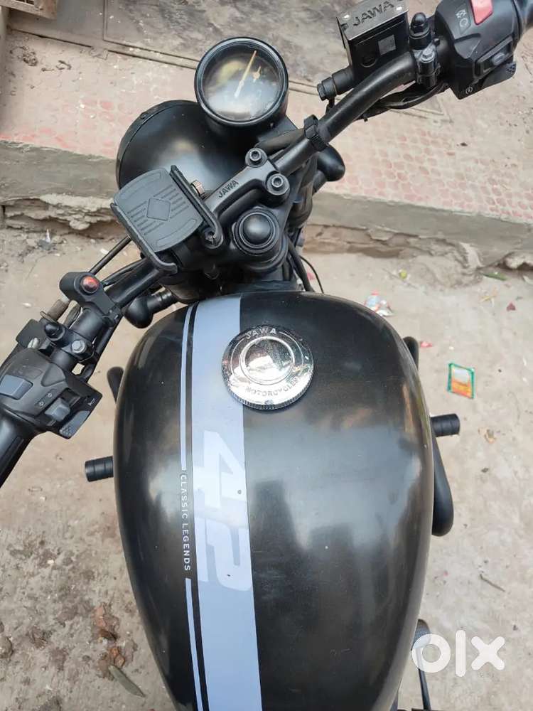 Jawa 42 Petrol 2021 model