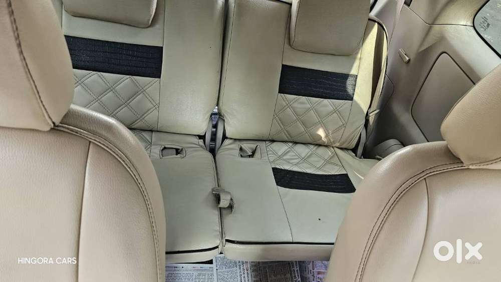Toyota Innova 2.5 G (diesel) 8 Seater, 2015, Diesel