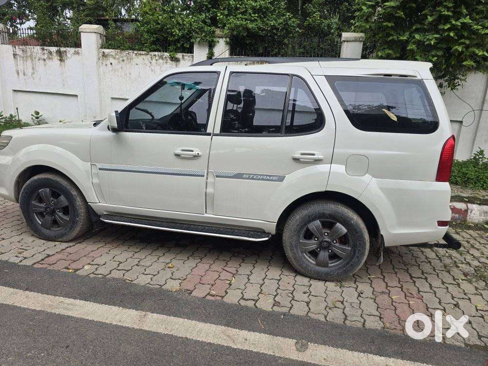 Tata Safari Storme Vx, 2018, Diesel