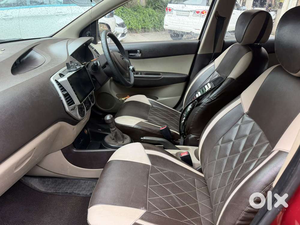 Hyundai I20 Magna, 2011, Petrol