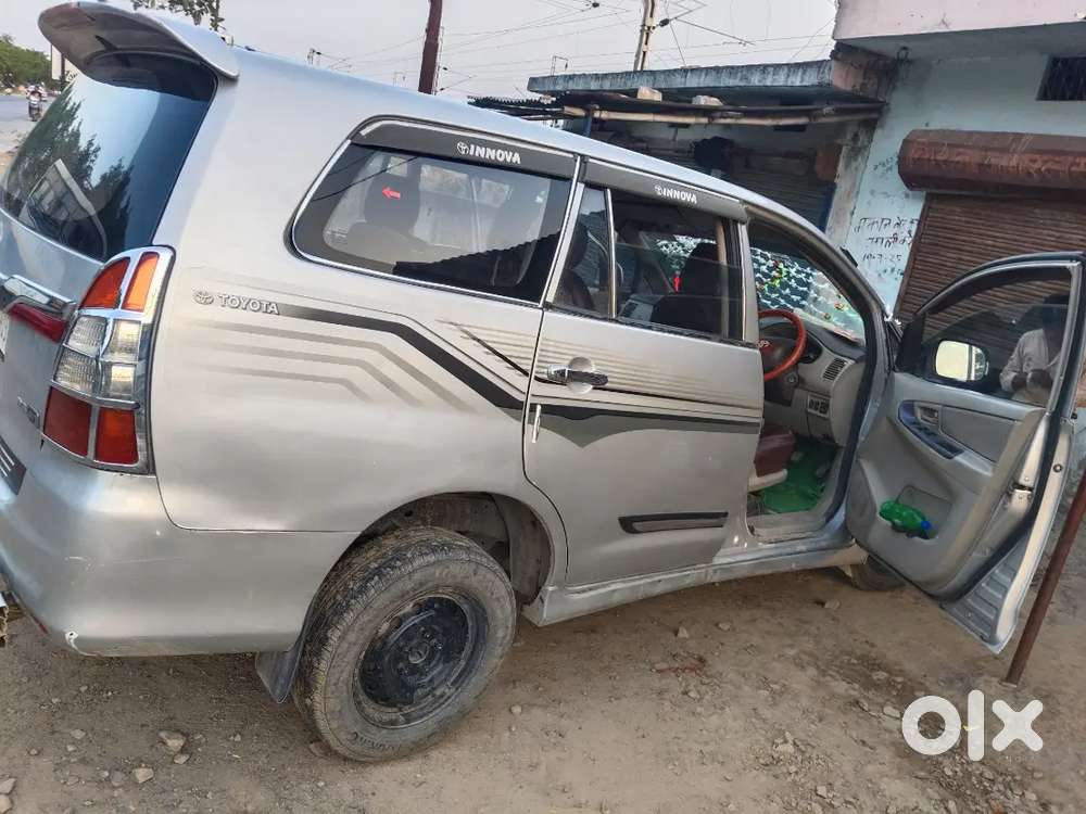 Toyota Innova Diesel 2012 7-seater