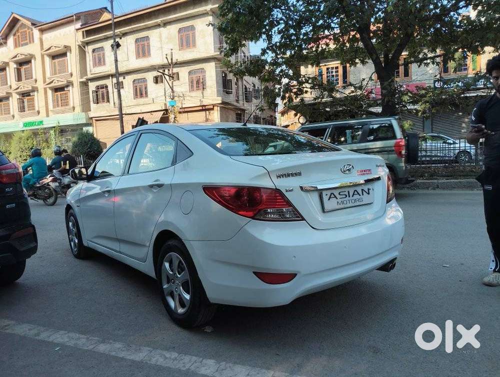 Hyundai Verna 1.6 Vtvt S, 2012, Petrol
