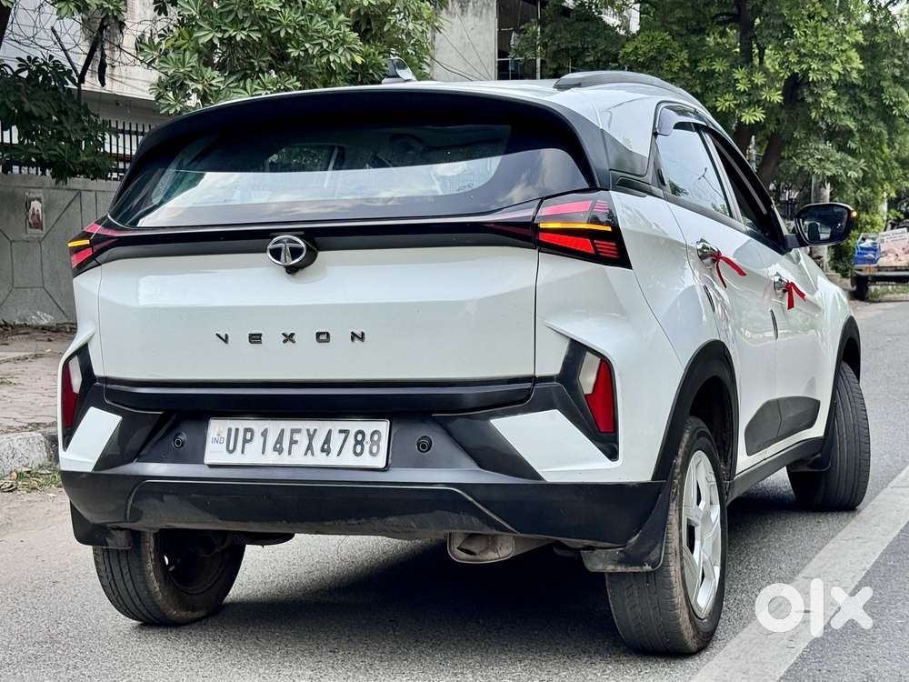 Tata Nexon Pure 1.2 S Revotron Petrol 6 Mt, 2024, Petrol
