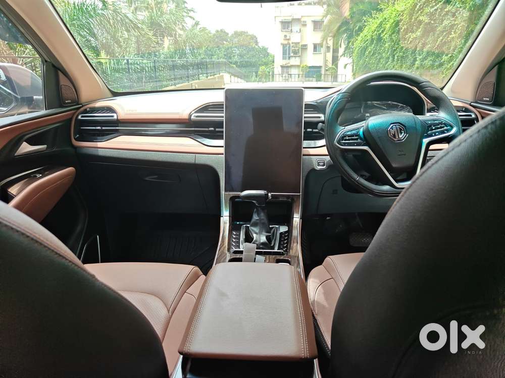 Mg Hector Plus Savvy Pro 1.5 Turbo Petrol Cvt 7 Str, 2024, Petrol
