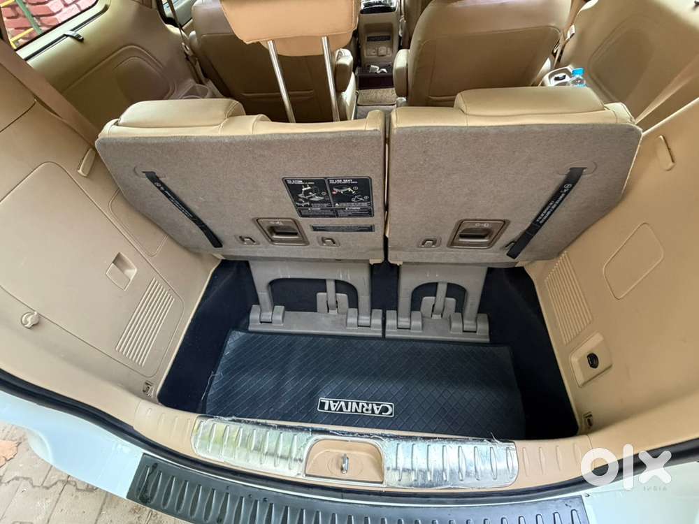 Kia Carnival Diesel 2022 Limousine