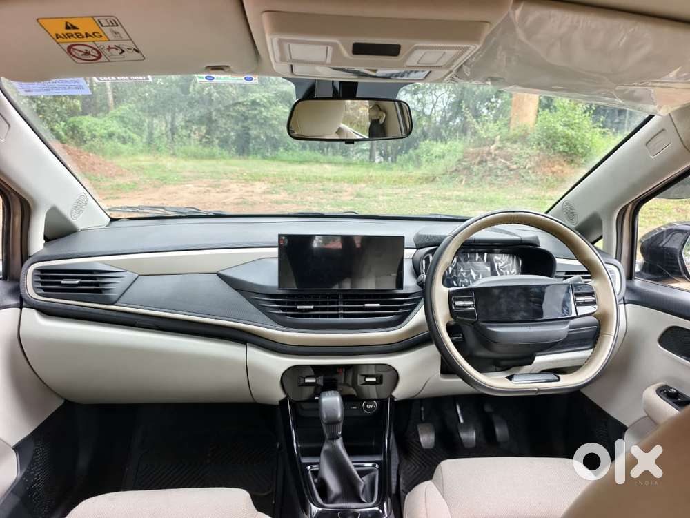 Tata Altroz Creative S, 2025, Petrol