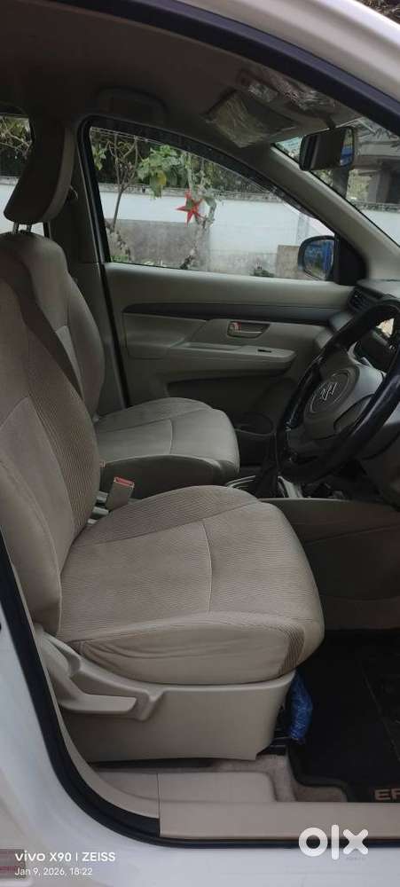 Maruti Suzuki Ertiga Lxi Shvs, 2020, Petrol