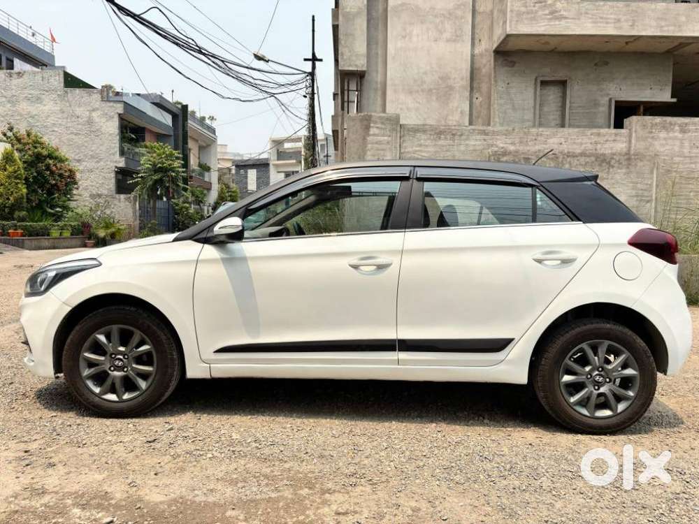 Hyundai Elite I20 Sportz (o) 1.2, 2019, Petrol
