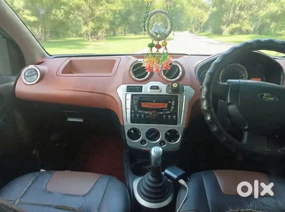 Ford Figo 1.2 Petrol Manual 2010