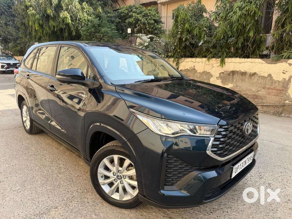 Toyota Innova Hycross 2.0 Vx Hybrid 7 Str, 2025