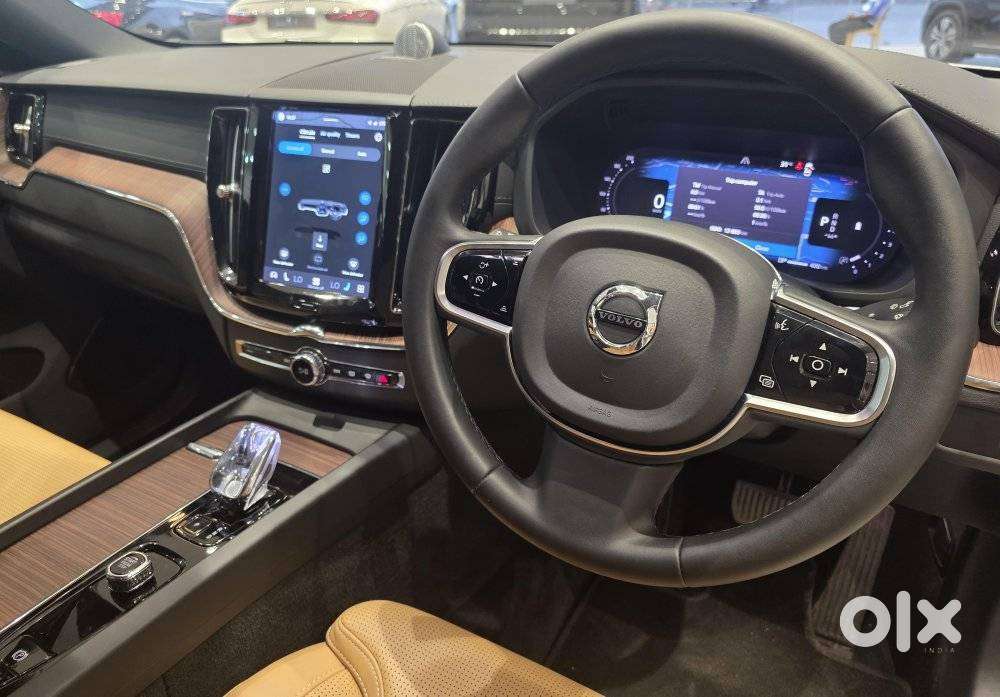 Volvo Xc60 2.0 B5 Ultimate, 2024, Petrol