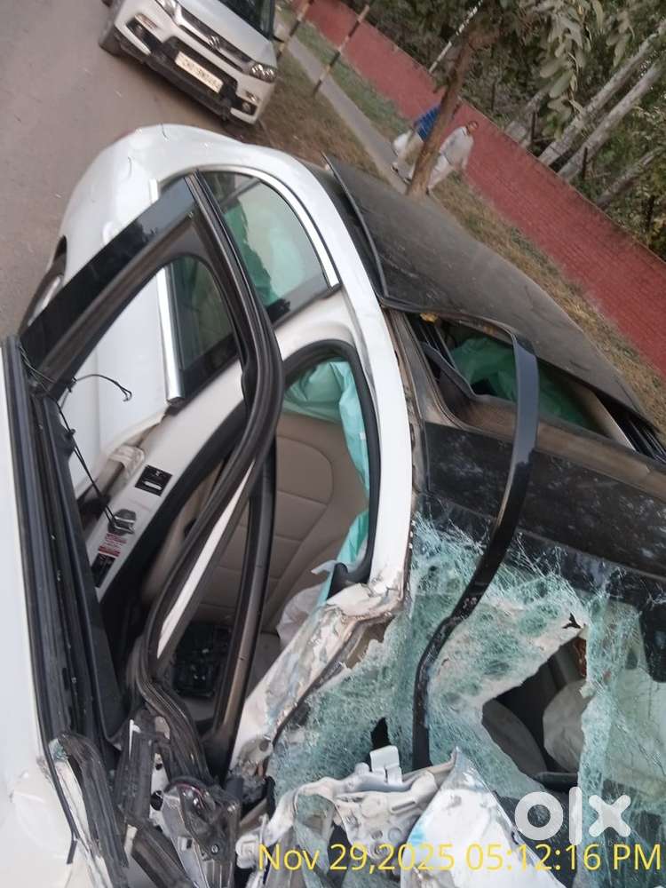 Accidental Mercedes-benz C-class 2020 Diesel