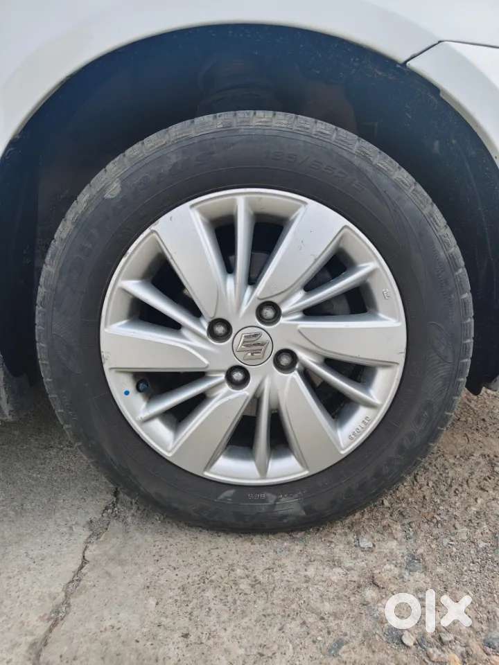 Maruti Suzuki Swift 1.3 Zxi, 2017, Petrol