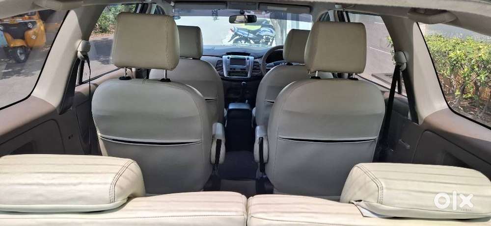 Toyota Innova 2.5 Vx 7 Seater Bs Iv, 2015