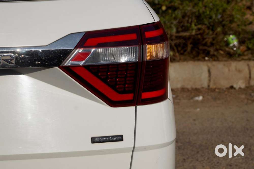 Hyundai Alcazar 2.0 Signature (o) Petrol At 7 Str, 2023, Petrol