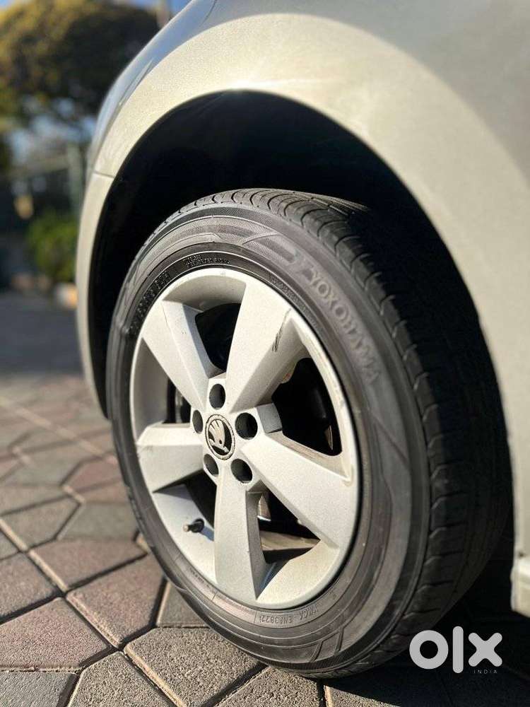 Skoda Rapid 2013-2016 1.6 Mpi Style Plus, 2016, Petrol