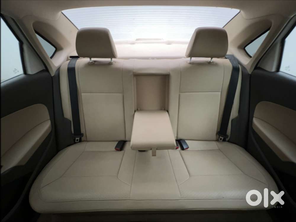 Volkswagen Vento 2010-2013 Petrol Highline At, 2020, Petrol