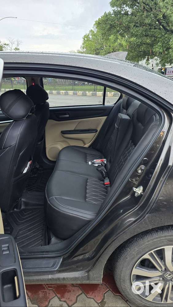 Honda Amaze 22,000 Km