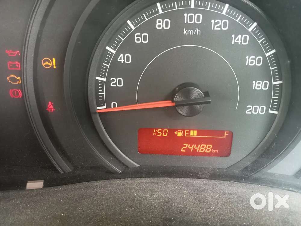 Maruti Suzuki Swift Lxi 2018
