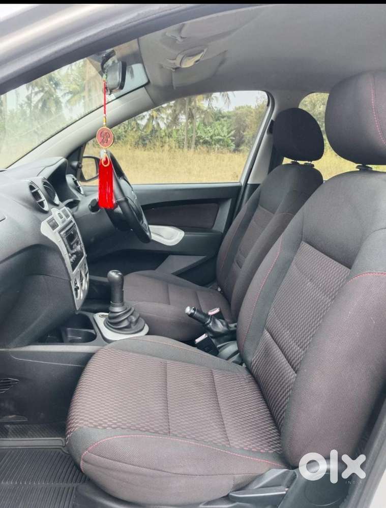 Ford Figo Diesel Titanium, 2012, Diesel