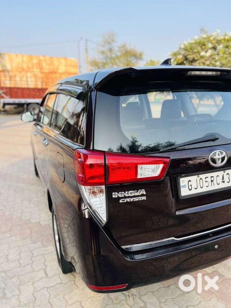 Toyota Innova Crysta 2.4 V 8 Str, 2017, Diesel