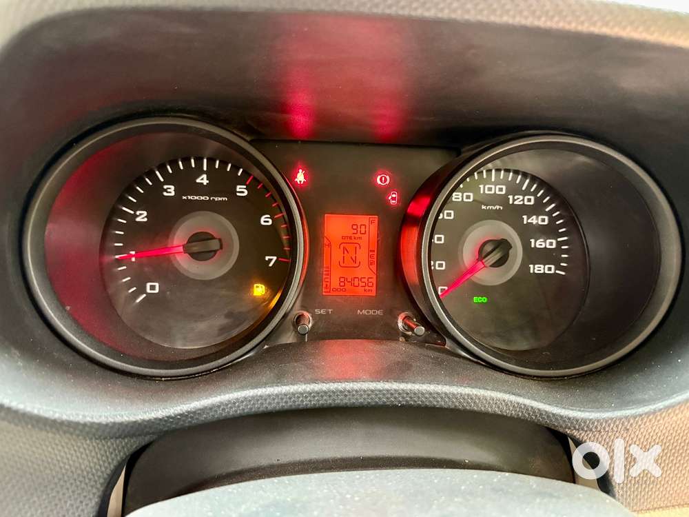 Mahindra Tuv 300 T4 Plus, 2019, Diesel