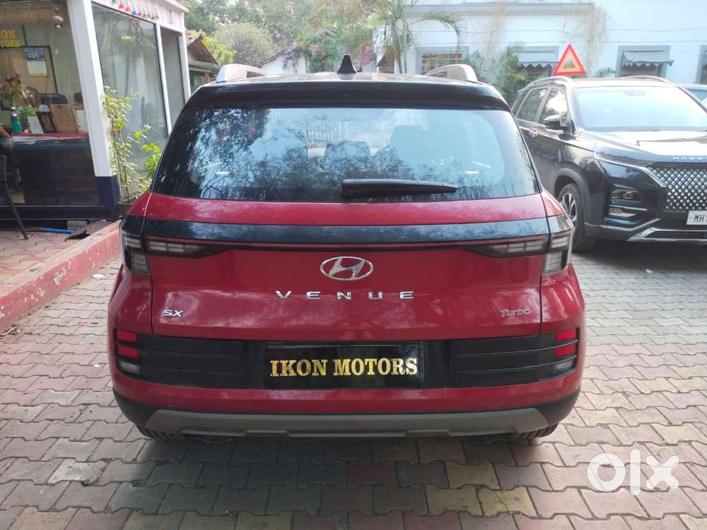 Hyundai Venue 1.0 Sx (o) Turbo Dct Dual Tone, 2023, Petrol