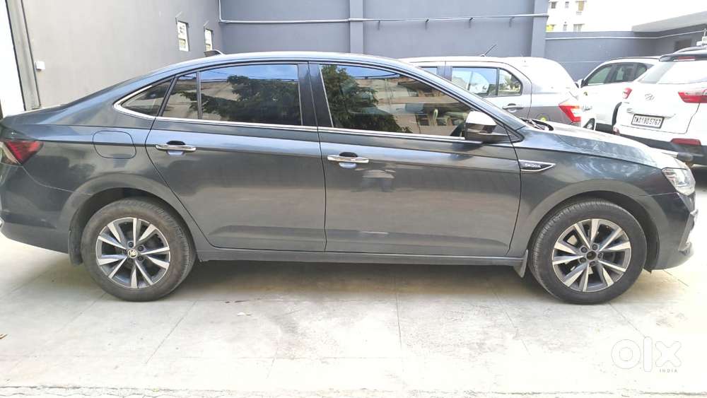 Skoda Slavia 1.0 Tsi Style At, 2022, Petrol