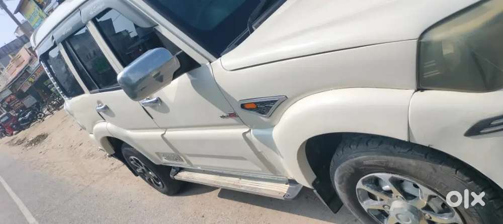 Mahindra Scorpio 2017