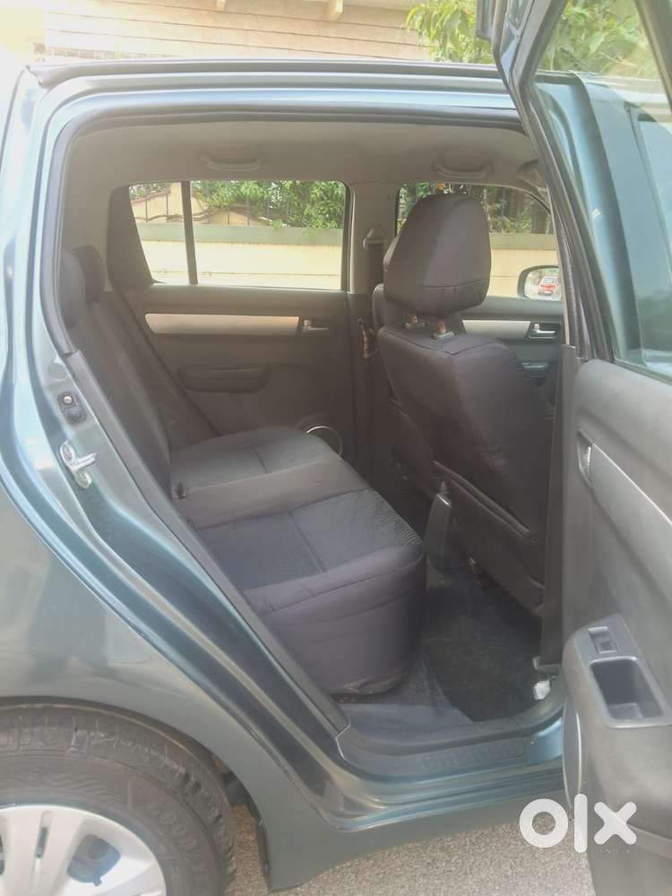Maruti Suzuki Swift Vxi Optional, 2010, Petrol