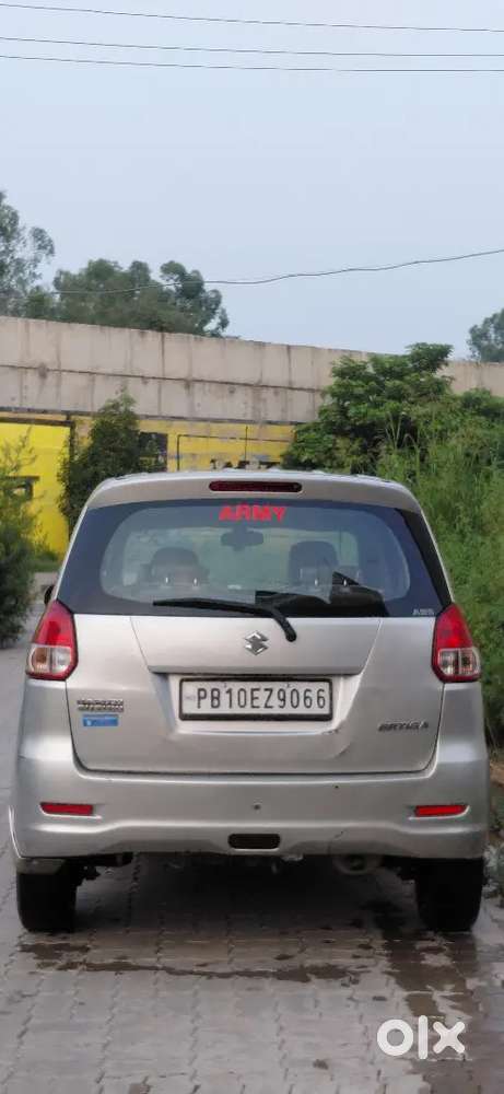 Maruti Suzuki Ertiga Zdi 2015