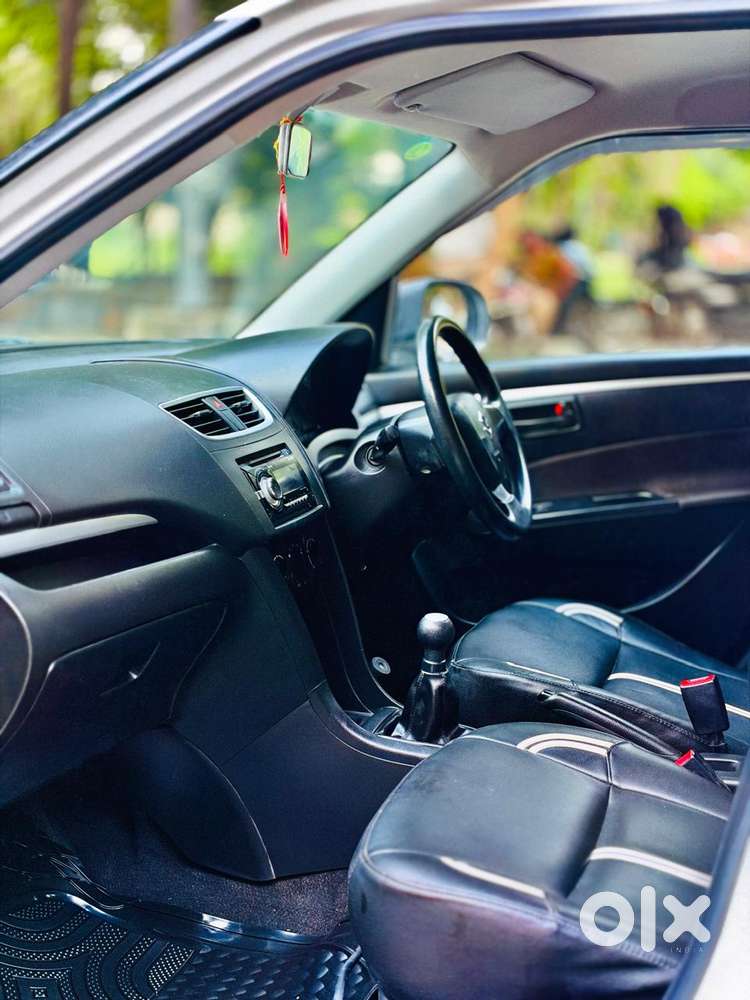 Maruti Suzuki Swift Lxi Optional-o, 2017, Cng & Hybrids