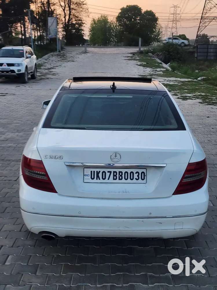 Mercedes-benz C-class Full Insurance Petrol Well Maintained
