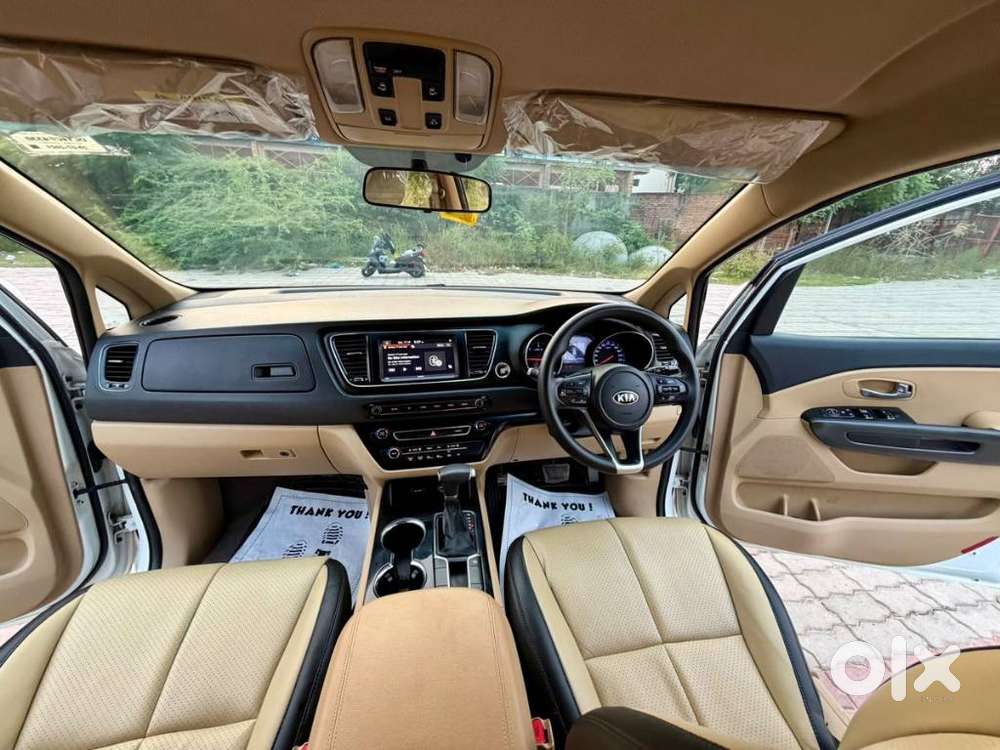 Kia Carnival Premium, 2021, Diesel
