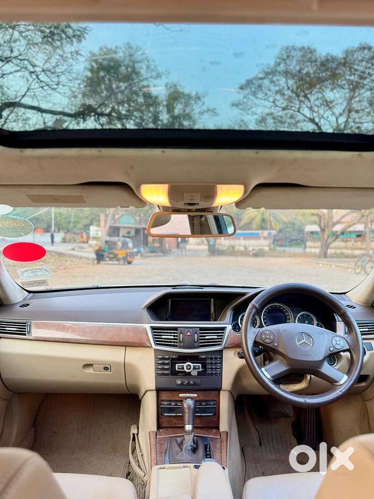 Mercedes-benz E-class 2012