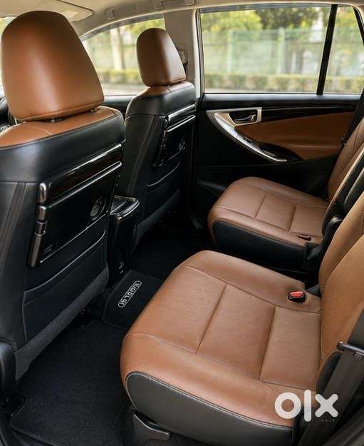 Toyota Innova Crysta 2.7 Zx At, 2017, Petrol