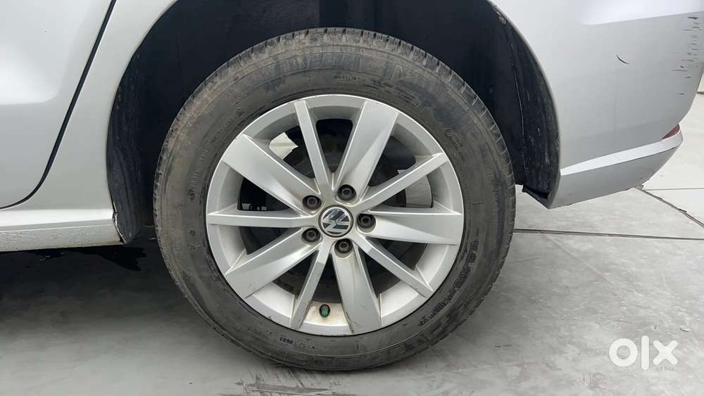 Volkswagen Ameo 1.2 Mpi Highline 16 Alloy, 2016, Petrol