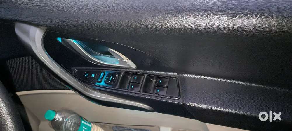Mahindra Xuv500 2017 Diesel 118500 Km Driven