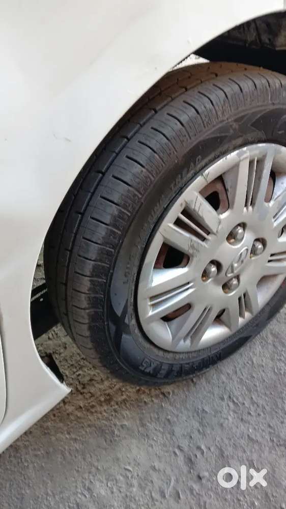 Hyundai Santro Xing Cng 2011 With 27 Km