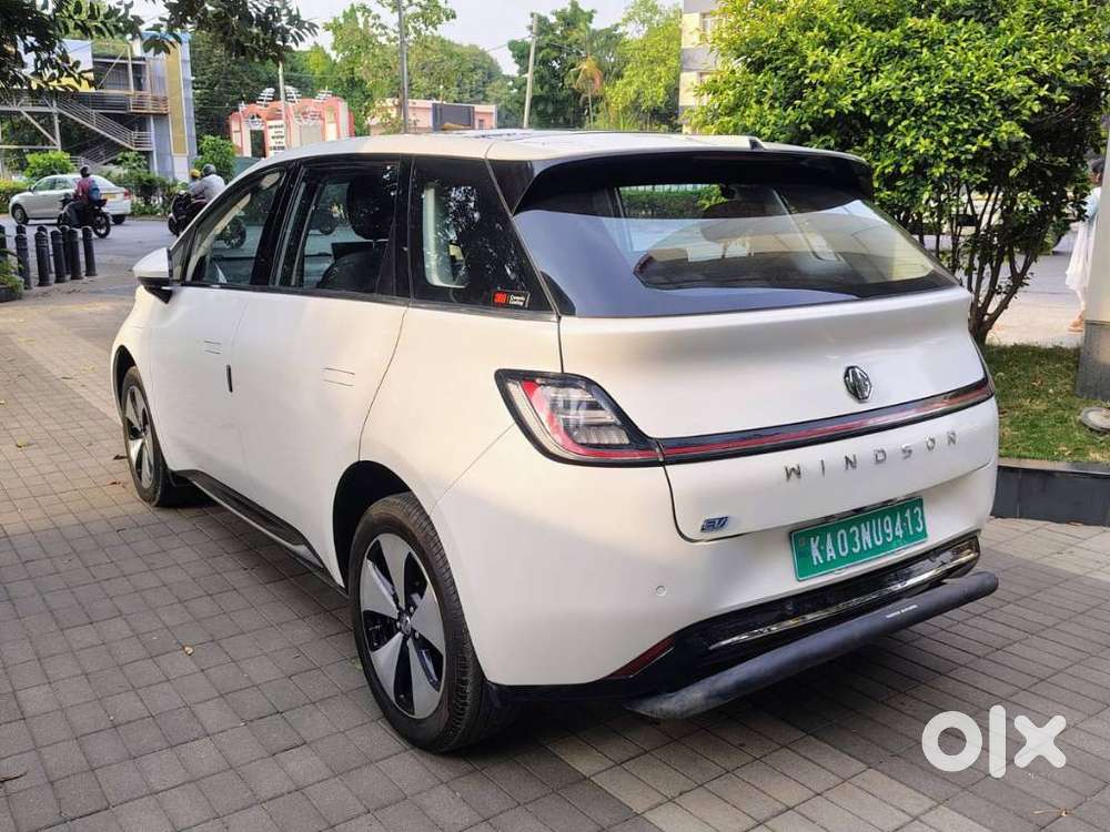 Mg Windsor Ev Essence, 2024, Electric