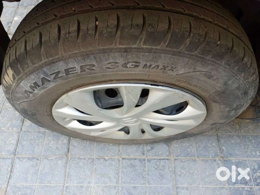 Maruti Suzuki Swift Vxi + Manual, 2022, Petrol