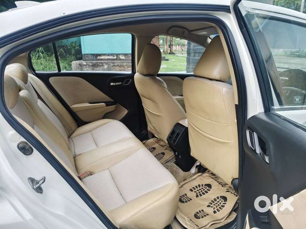 Honda City I-vtec V, 2018, Petrol