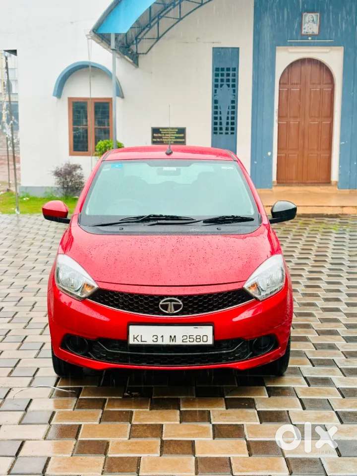 Tata Tiago 1.2 Revotron Xta, 2018, Petrol