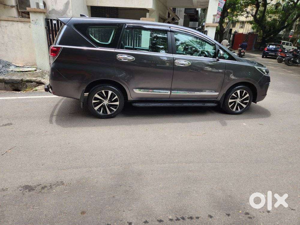 Toyota Innova Crysta 2.4 Z 7 Str, 2022, Diesel